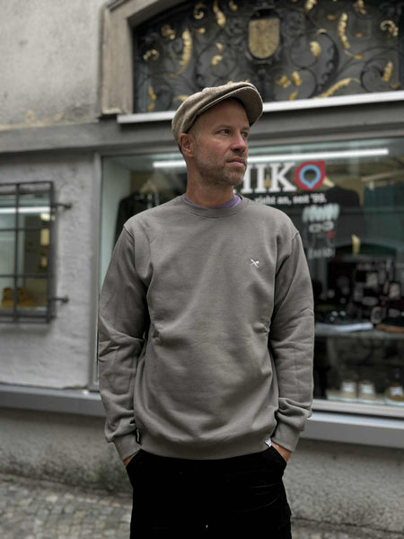 Iriedaily Mini Flag 2 Crew (smokey olive)